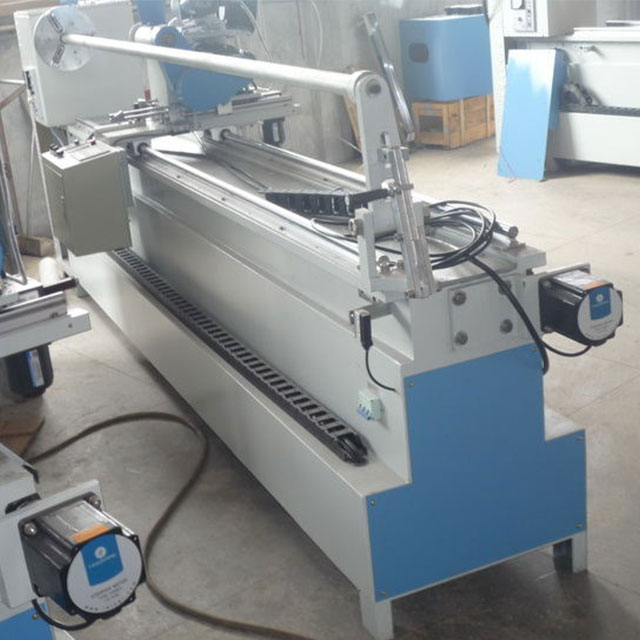 Machine de découpe numérique de tissu XD-240ZM CNC