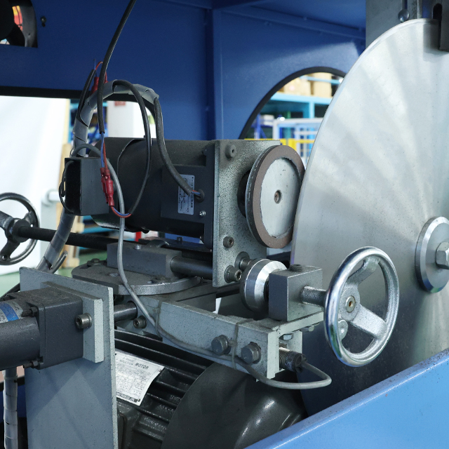 Machine de découpe numérique de tissu CNC automatique XDB-240SMF